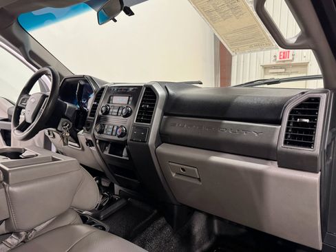 Used 2019 Ford F350 XL w/ Power Equipment Group image 11