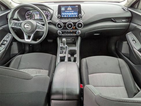 Used 2025 Nissan Sentra SV image 17