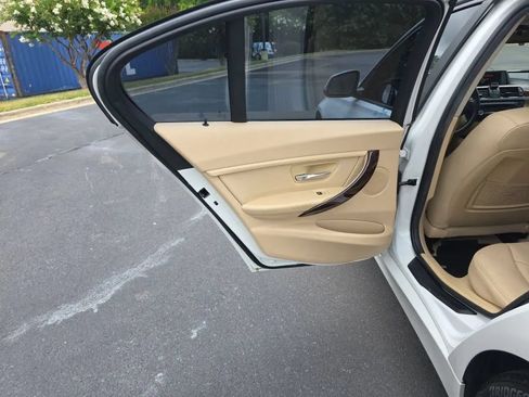 Used 2015 BMW 328i Sedan RWD image 40