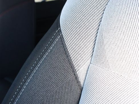 New 2026 Chevrolet Trax RS w/ Sunroof Package image 10