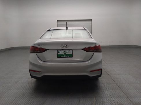 Used 2022 Hyundai Accent SEL FWD image 7