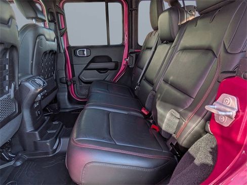 Used 2022 Jeep Wrangler Unlimited Rubicon w/ Safety Group image 14