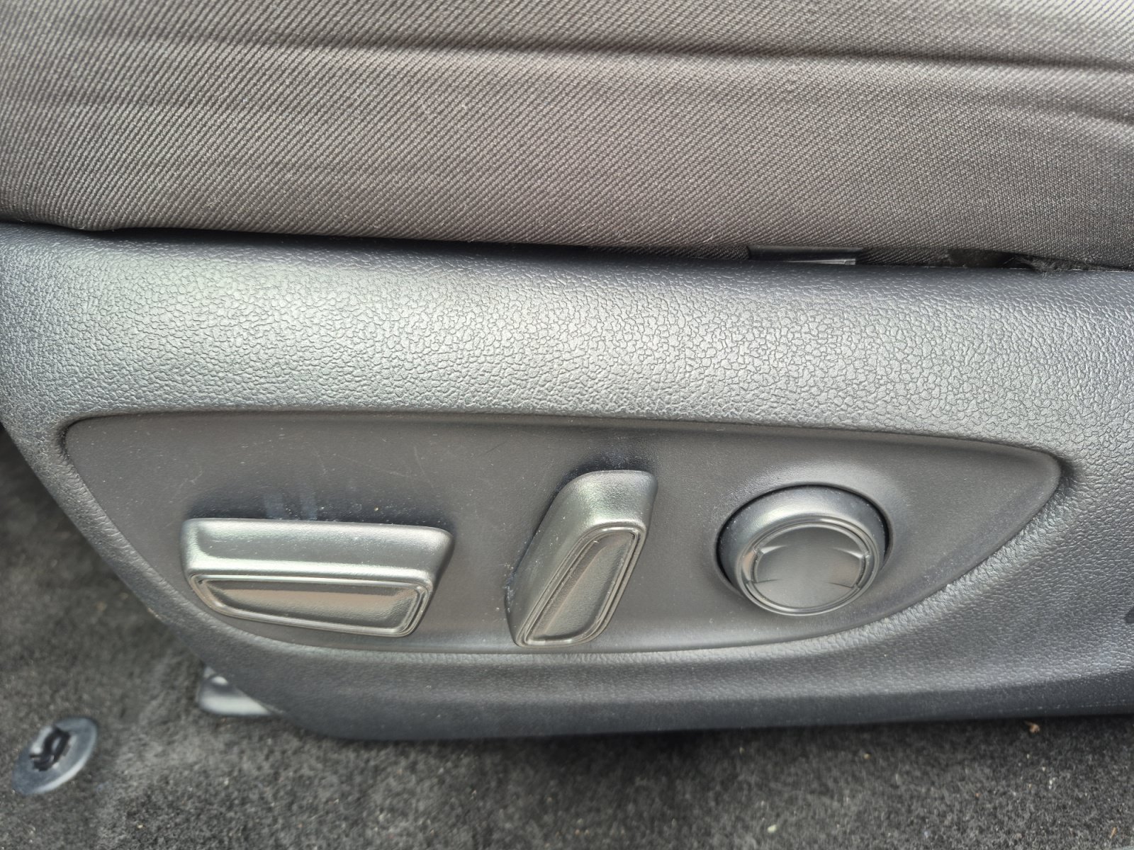 Certified 2025 Toyota RAV4 XLE AWD/4WD image 13