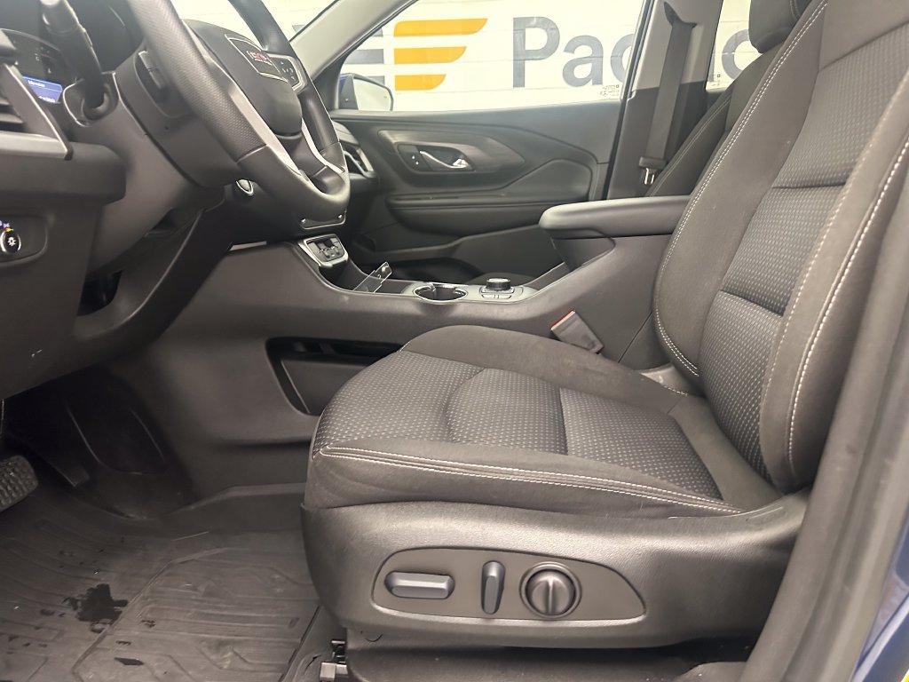 Used 2023 GMC Terrain SLE w/ Driver Convenience Package FWD image 22