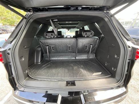 Used 2023 Chevrolet Traverse Premier w/ LPO, Floor Liner Package image 30