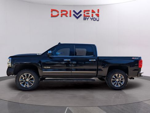 Used 2018 Chevrolet Silverado 1500 LTZ w/ Texas Edition image 2