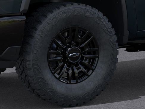 New 2026 Chevrolet Silverado 2500 ZR2 w/ LPO, Dark Essentials Package AWD/4WD image 38