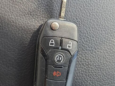 Used 2017 Ford F150 XLT w/ Equipment Group 302A Luxury image 31