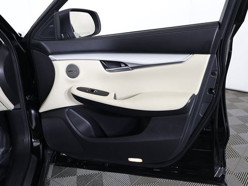 Used 2022 INFINITI QX50 Essential image 28