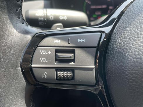 Used 2025 Honda Accord Touring image 19