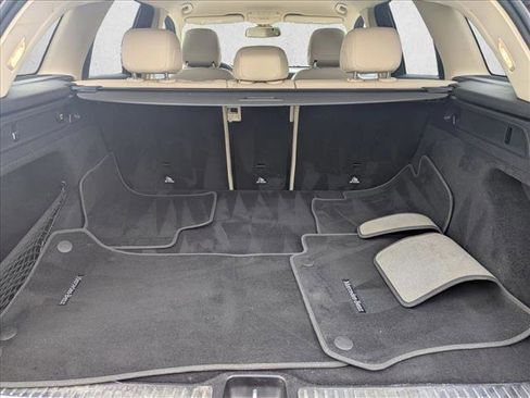 Used 2018 Mercedes-Benz GLC 300 image 6