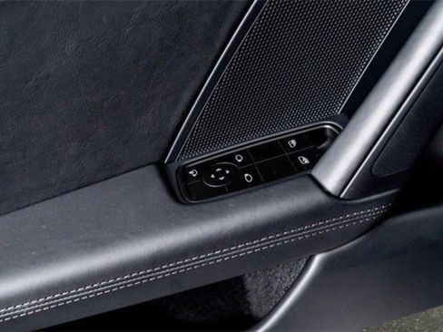 Used 2025 Porsche 911 Carrera image 35