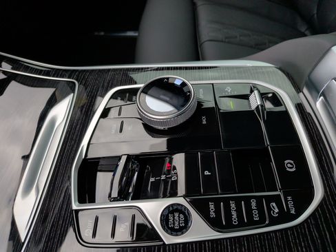 Used 2026 BMW X7 xDrive40i image 20