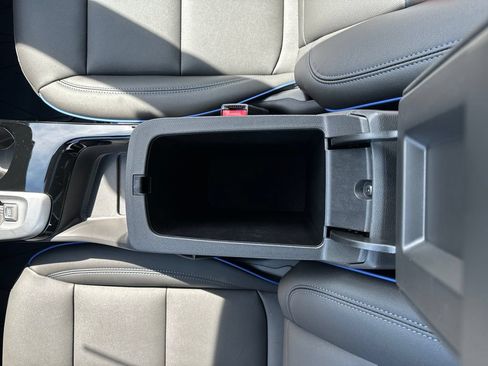New 2026 Buick Envista Sport Touring w/ Convenience I Package FWD image 18