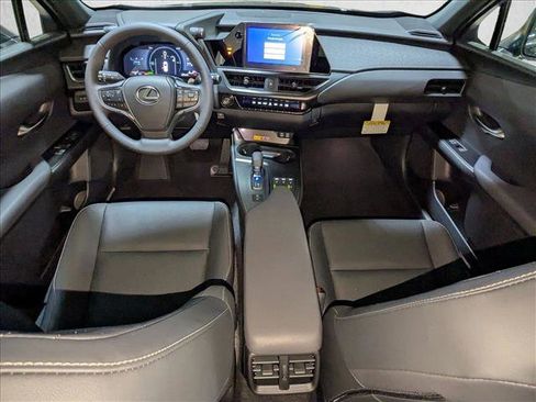 New 2026 Lexus UX 300h FWD image 13