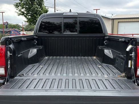 Certified 2023 Toyota Tacoma SR AWD/4WD image 37