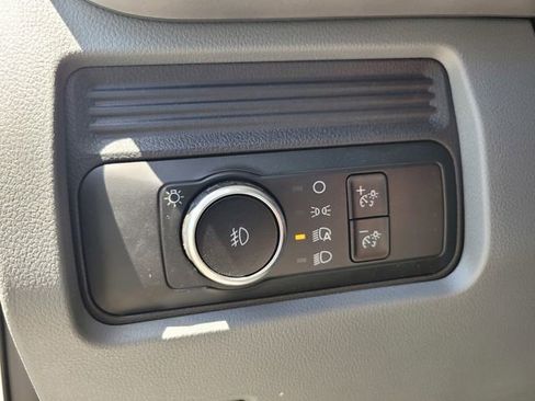 New 2025 Ford F550 2WD Regular Cab Super Duty image 21