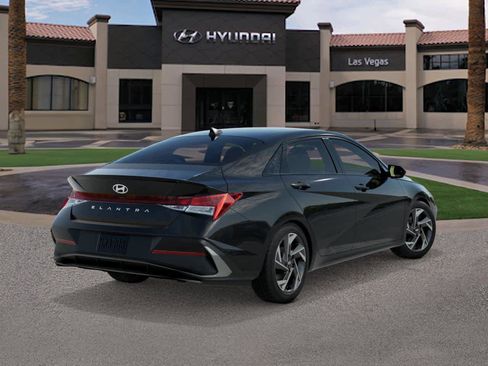 New 2026 Hyundai Elantra SEL Sport FWD image 4