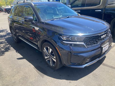 Used 2023 Kia Sorento SX Prestige AWD/4WD image 3
