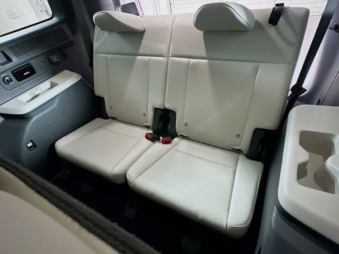 Used 2024 Hyundai Santa Fe Limited image 29