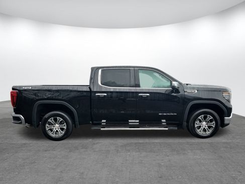 Used 2025 GMC Sierra 1500 SLT image 24