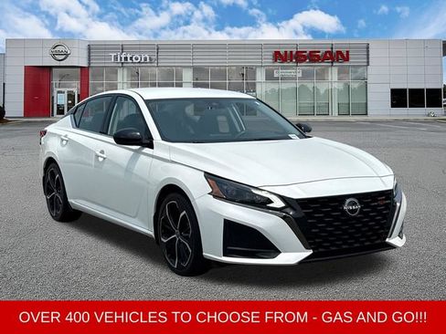Used 2023 Nissan Altima 2.5 SR FWD image 1