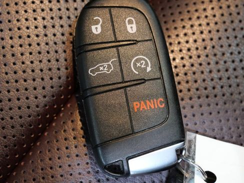 Used 2025 Dodge Durango GT AWD/4WD image 30