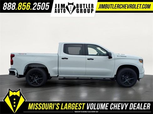New 2026 Chevrolet Silverado 1500 Custom w/ LPO, Dark Essentials Package AWD/4WD image 5
