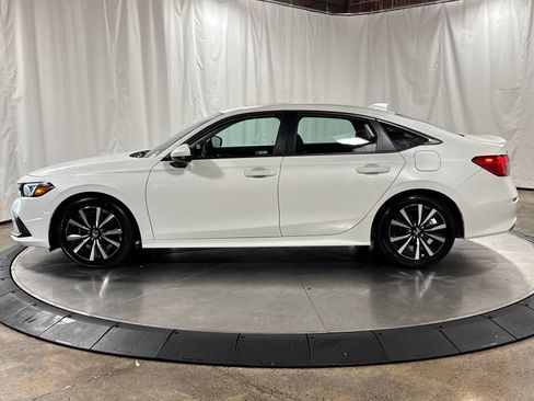 Certified 2024 Honda Civic EX image 8