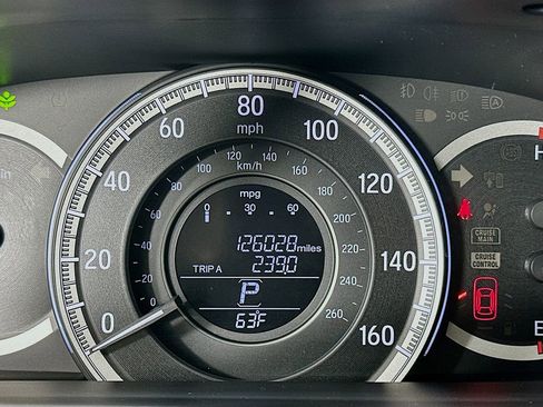 Used 2017 Honda Accord EX image 12