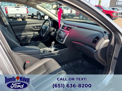 Used 2016 Nissan Altima 2.5 SL w/ 2.5 Technology Package FWD image 37