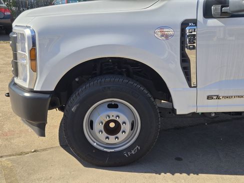 Used 2024 Ford F350 XL image 5