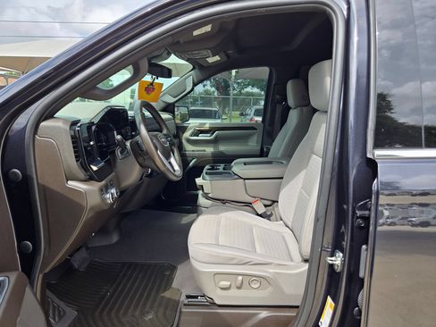 Certified 2023 GMC Sierra 1500 SLE RWD image 19