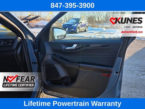 Certified 2025 Ford Escape ST-Line image 28