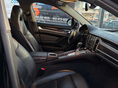 Used 2014 Porsche Panamera S image 14