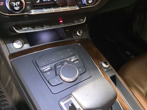 Used 2018 Audi Q5 2.0T Premium Plus image 20