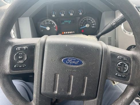 Used 2015 Ford F250 XLT w/ Snow Plow Prep Package AWD/4WD image 8