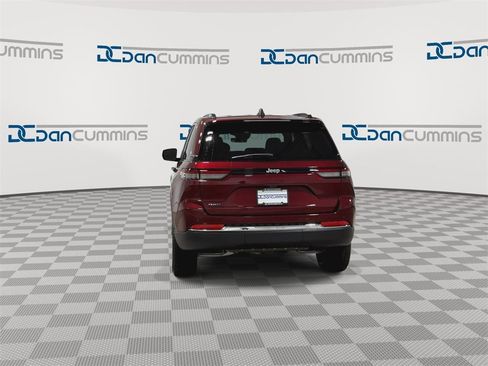 New 2025 Jeep Grand Cherokee Limited 4xe image 8