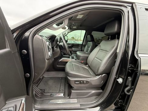 Used 2022 GMC Sierra 2500 Denali w/ Denali Black Diamond Edition image 31