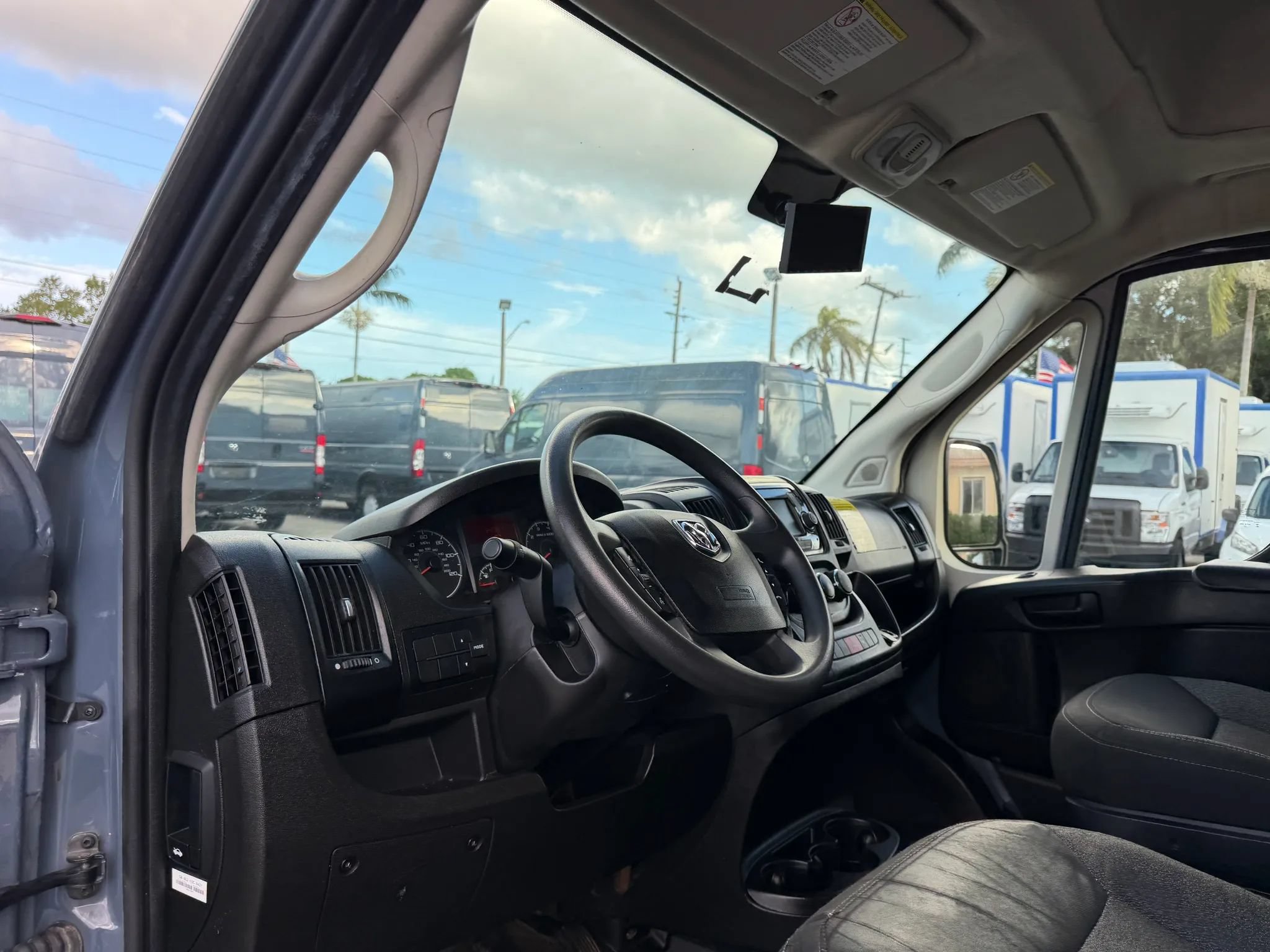 Used 2021 RAM ProMaster 3500 FWD image 11