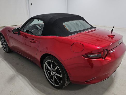 Used 2016 MAZDA MX-5 Miata Grand Touring RWD image 4