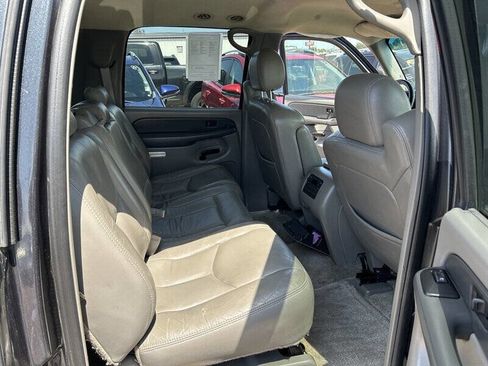 Used 2003 Chevrolet Suburban LT w/ LT Preferred Equipment Group image 16