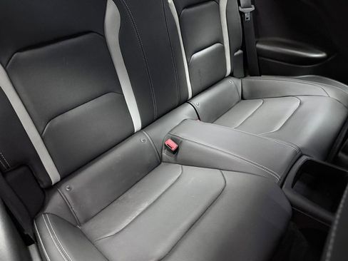 Used 2019 Chevrolet Camaro SS RWD image 13