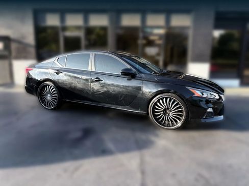 Used 2020 Nissan Altima 2.5 SR image 7