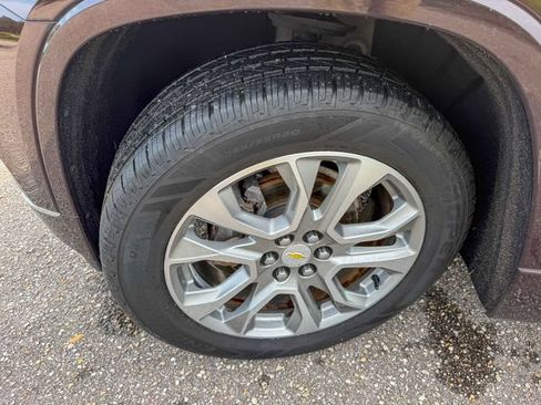 Used 2020 Chevrolet Traverse Premier AWD/4WD image 8
