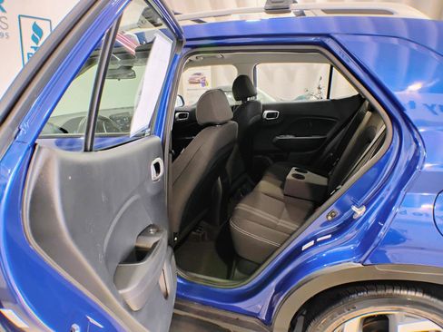 Used 2021 Hyundai Venue SEL FWD image 81