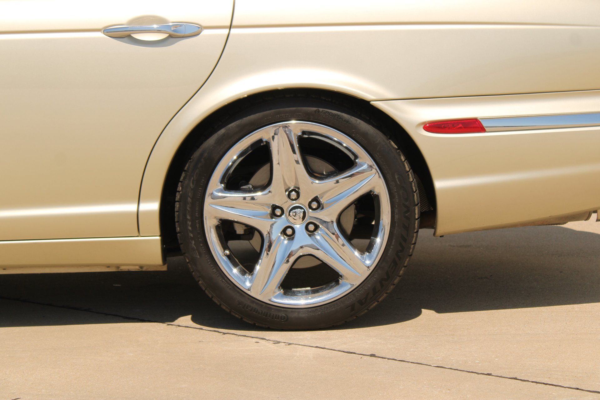 Used 2006 Jaguar XJ8 RWD image 37