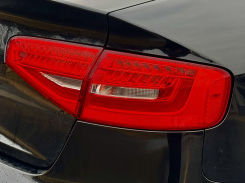 Used 2013 Audi S4 Prestige image 32