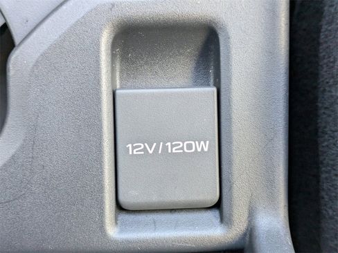 Certified 2025 Subaru Forester image 23