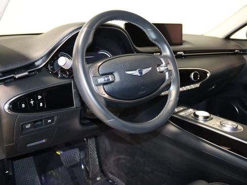 Used 2025 Genesis GV70 2.5T AWD/4WD image 37